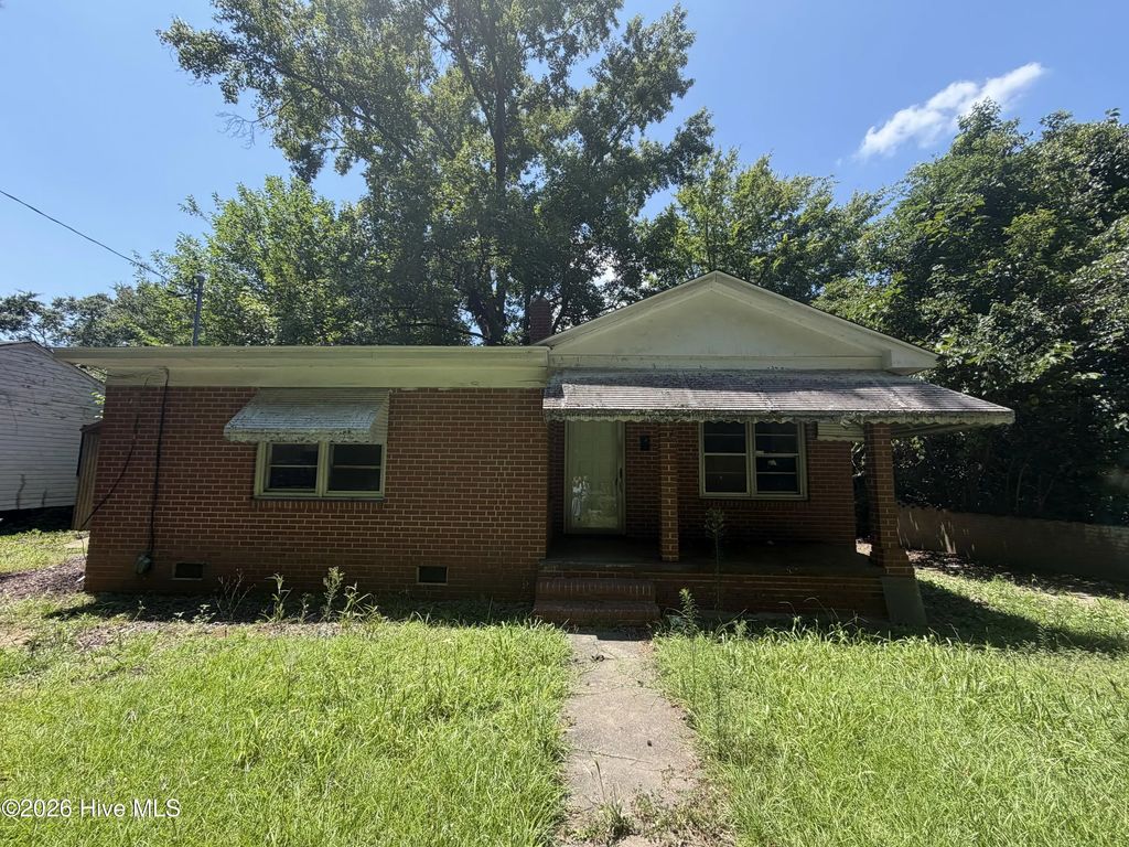 1205 Cedar Lane, Kinston
