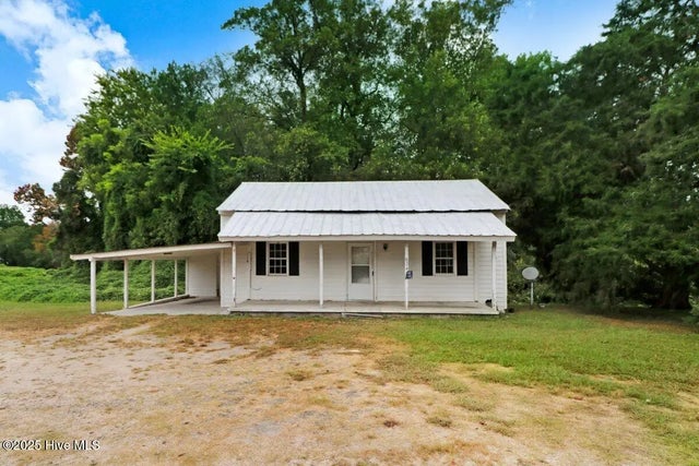 269 S Coral Bells Way, Four Oaks