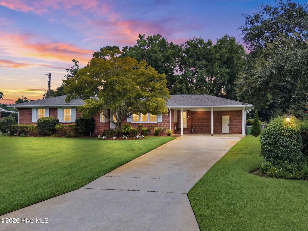 333 Johnston Drive, Wilmington