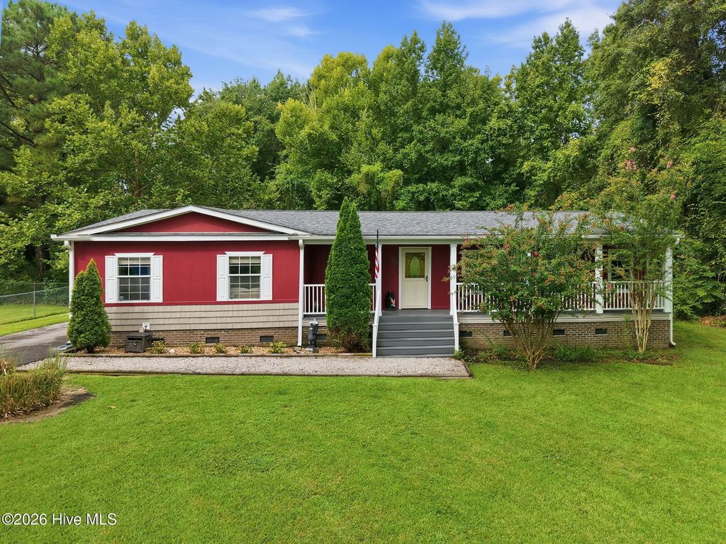 109 Southwest Drive, Newport