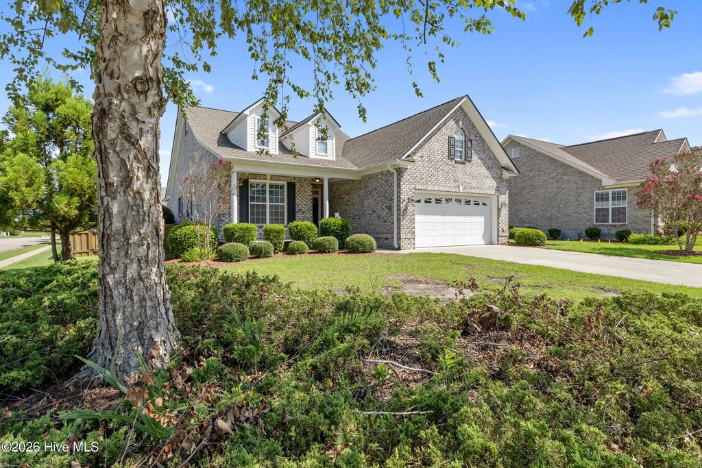 1003 Wellstone Court, Leland