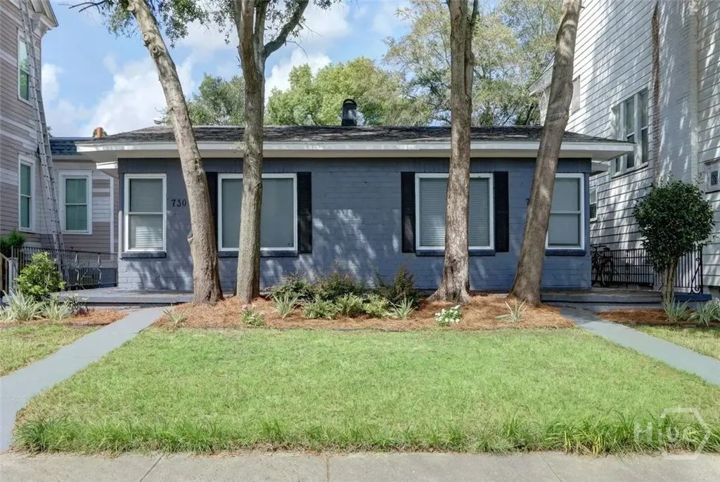 732 E Henry Street, Savannah