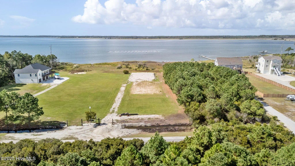 211 Willet Drive, Beaufort