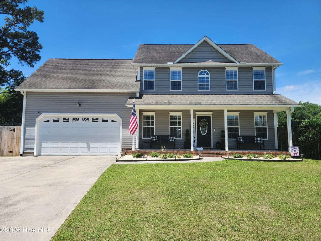 216 Rudolph Lane, Hubert