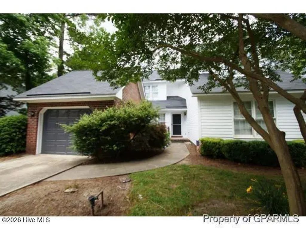 105 Gates Drive, Winterville