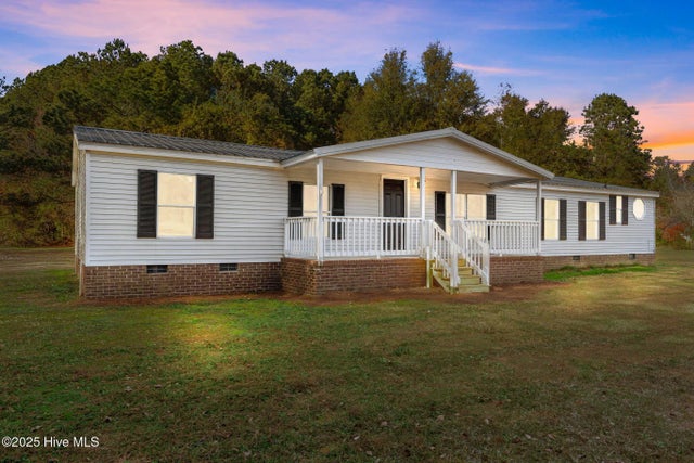 5888 Butler Nursery Road, Fayetteville