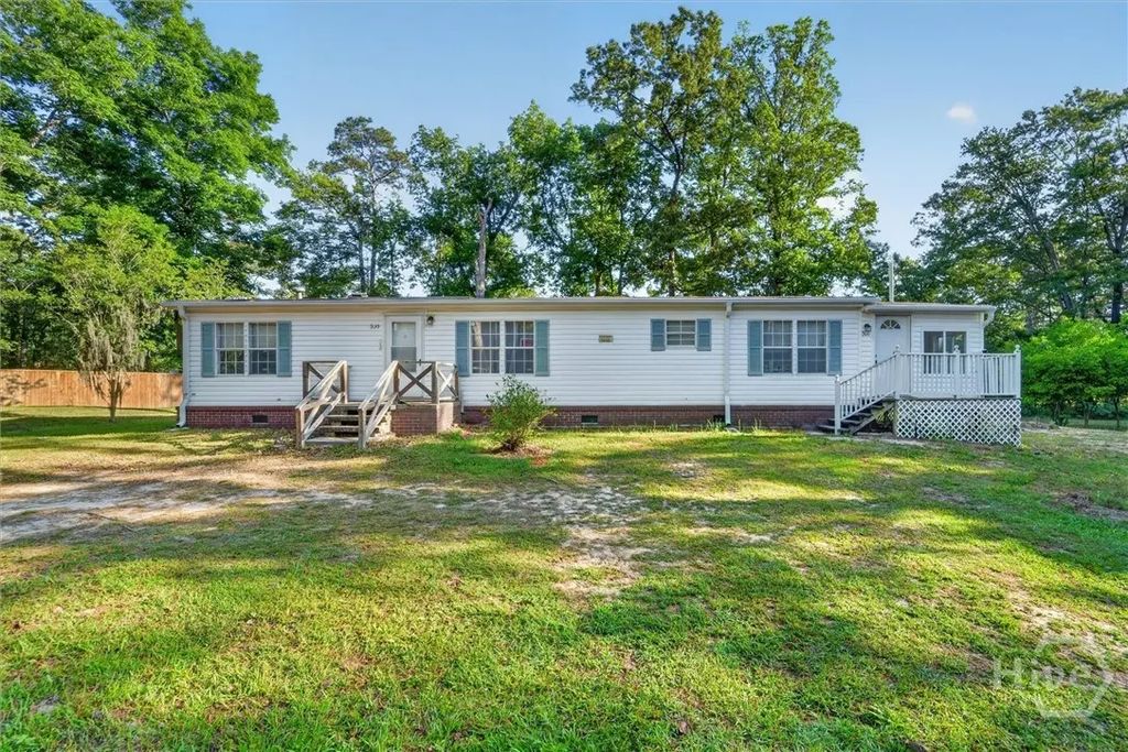 300 Deer Trail Lane, Midway