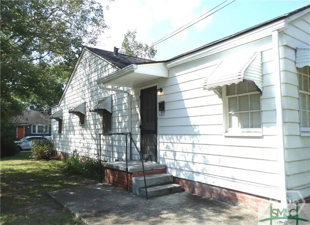 2302 E 40th Street B, Savannah