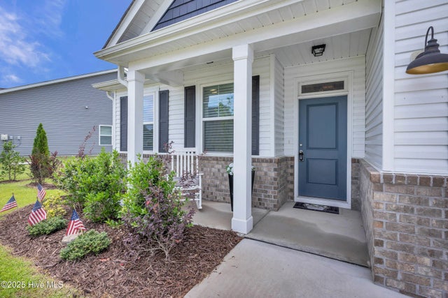 1700 Sun Palms Boulevard Se, Bolivia