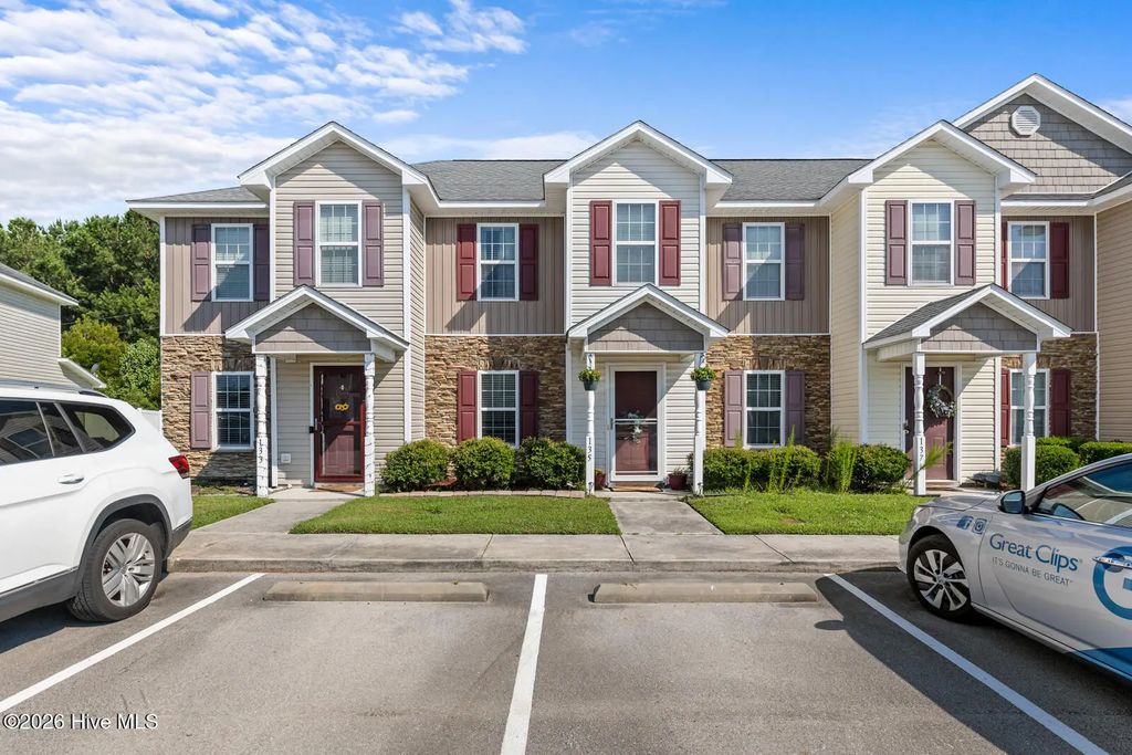 135 Glen Cannon Drive, Jacksonville