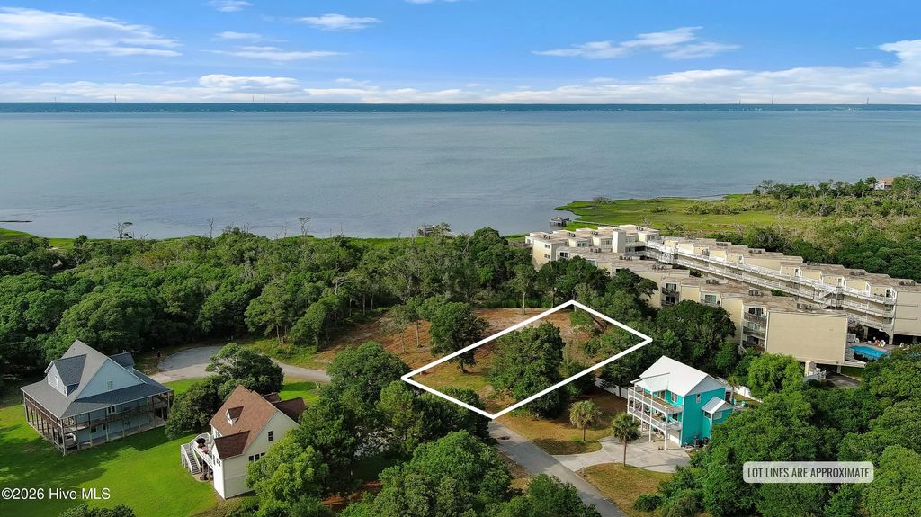110 Sandpiper Lane, Indian Beach