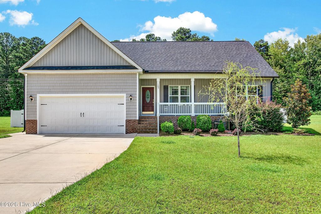 105 Hawk Place, Goldsboro