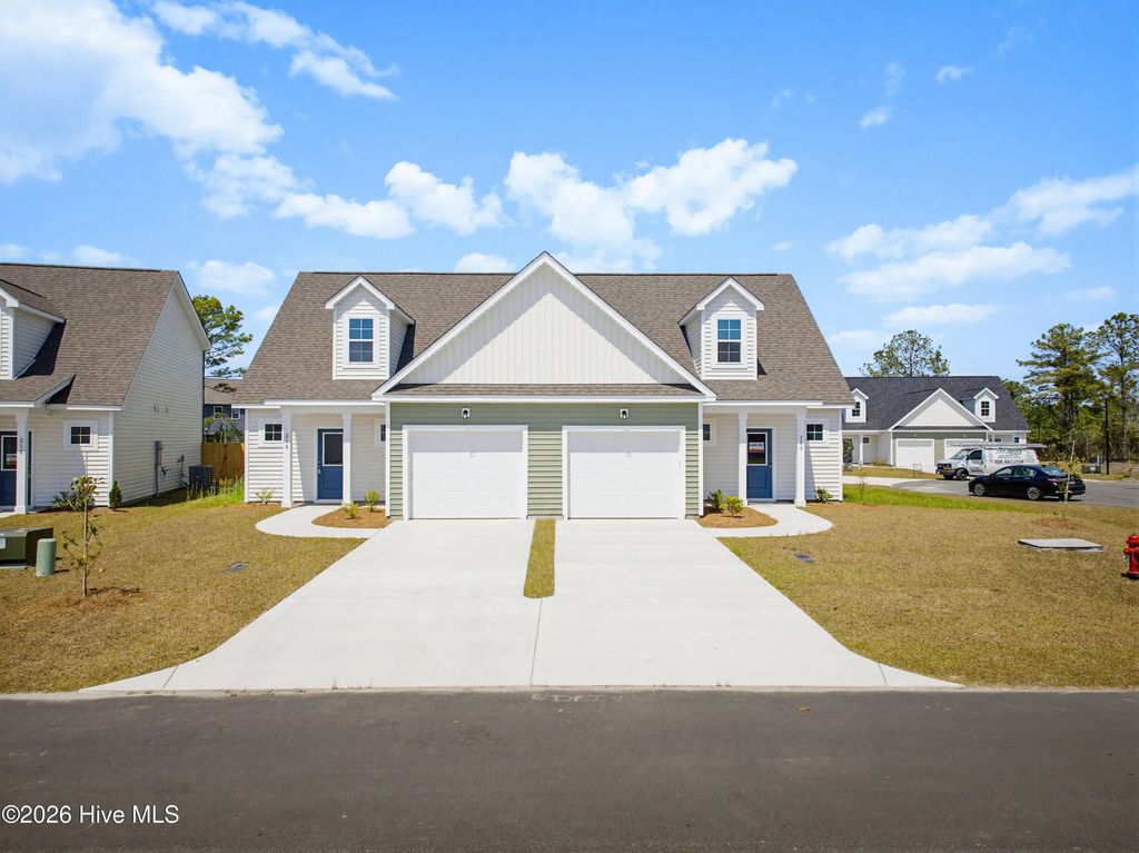 208 Sandpiper Place, Holly Ridge