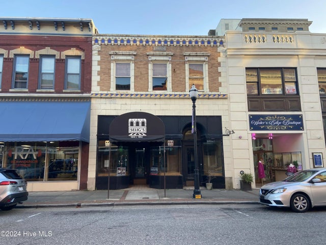 513 E Main Street, Elizabeth City