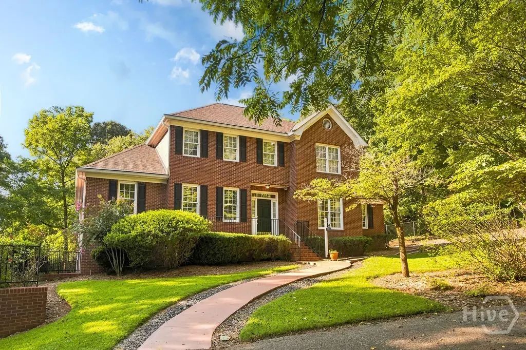 245 Deerhill Drive, Bogart
