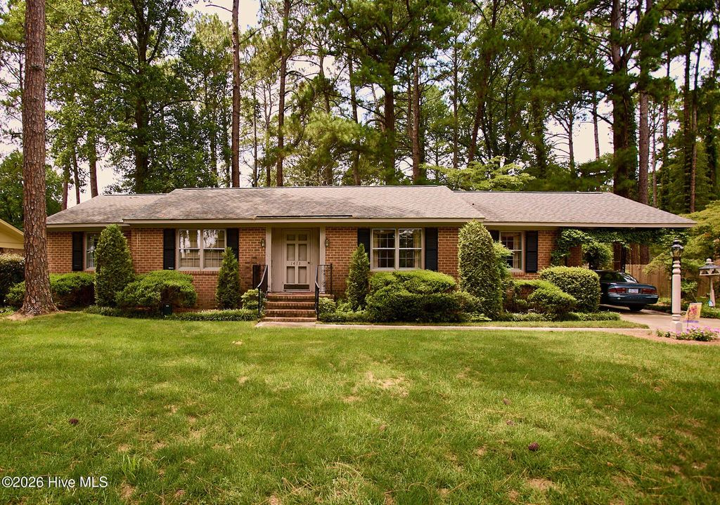1413 Knollwood Drive Nw, Wilson