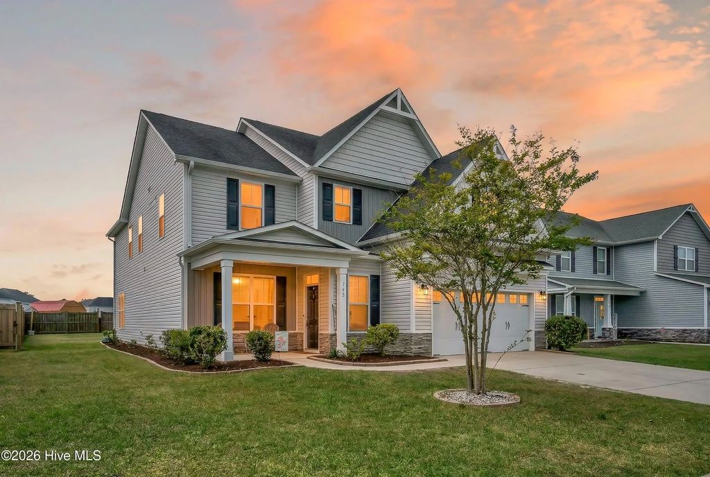 745 Heartwood Drive, Leland