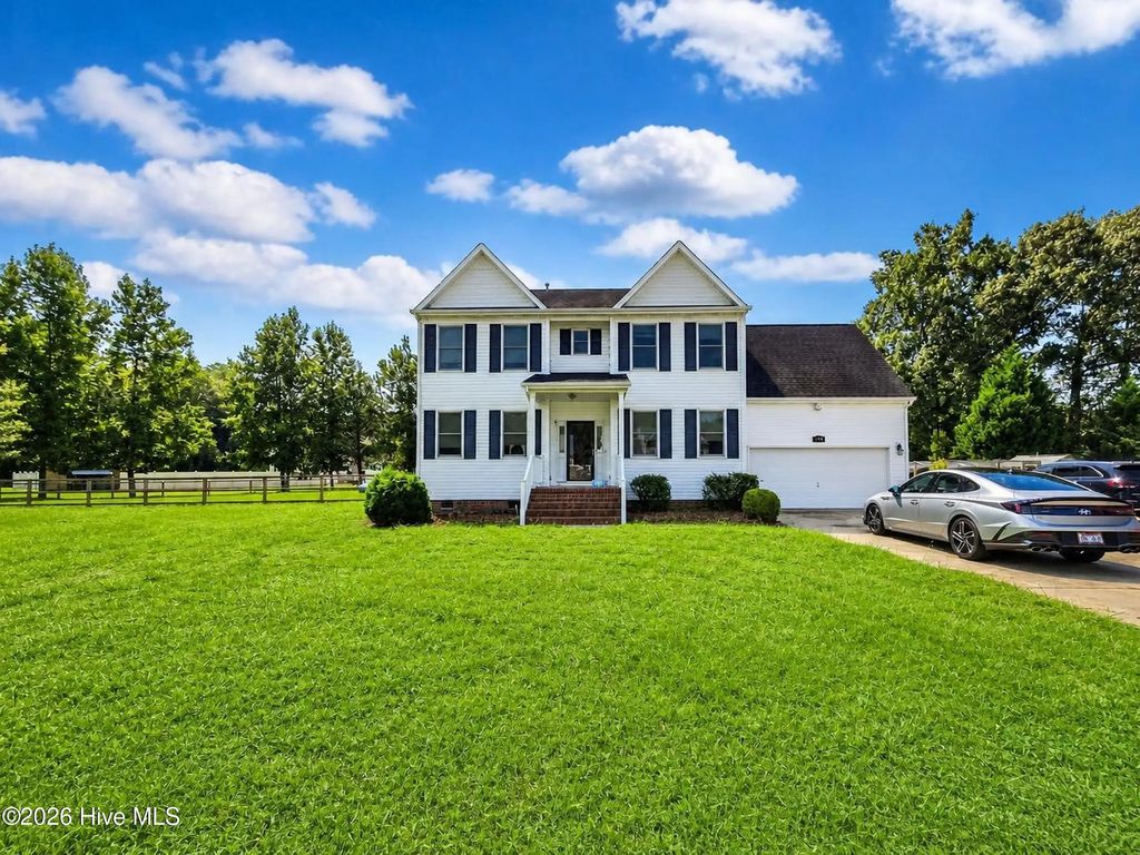 116 Stedman Lane E, Elizabeth City