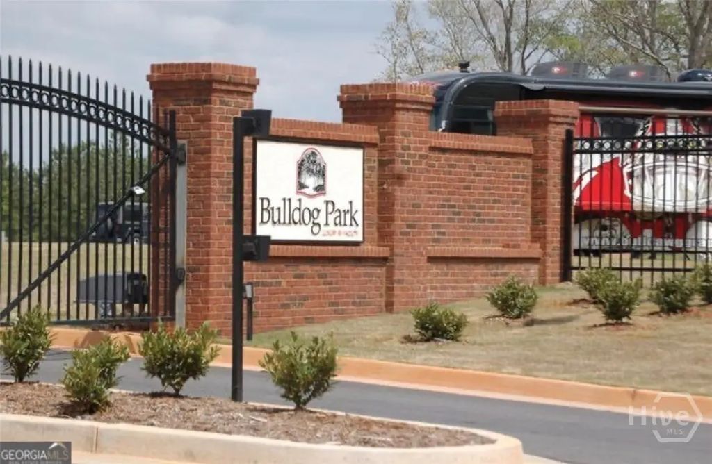 655 Hancock Industrial Way 89, Athens