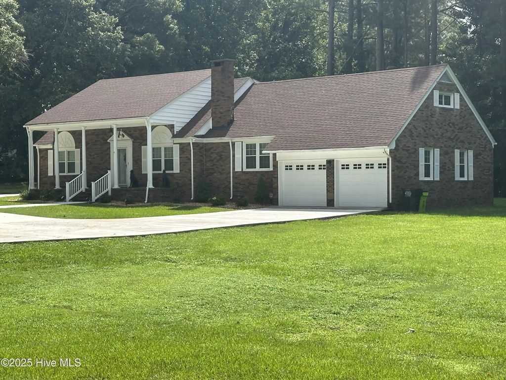 212 Mclean Street, Spring Hope