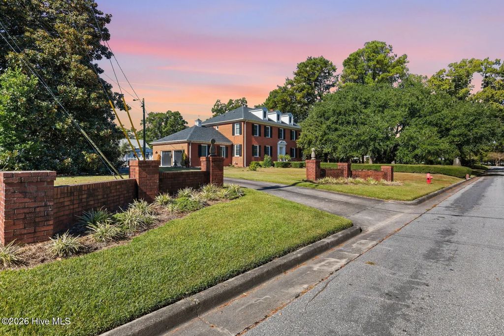 415 Woodland Drive, Jacksonville