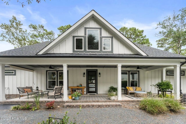 110 Highland Park Park, Southport