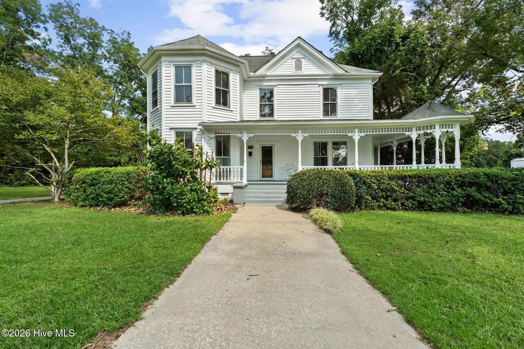 102 N Oak Street, Chadbourn