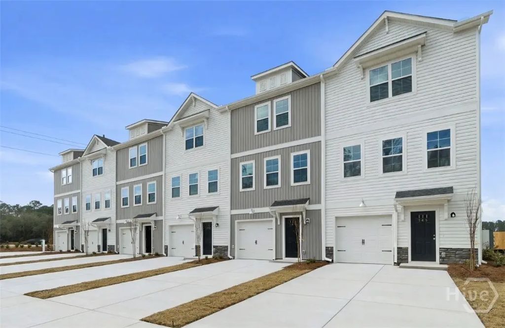 129 Simms Way, Hinesville