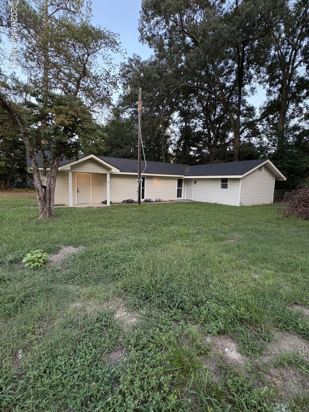 605 Correll Street, Maxton