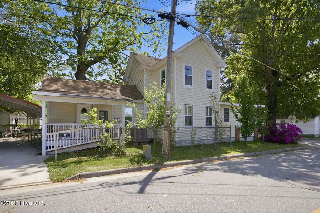 306 Bank Street, Elizabeth City