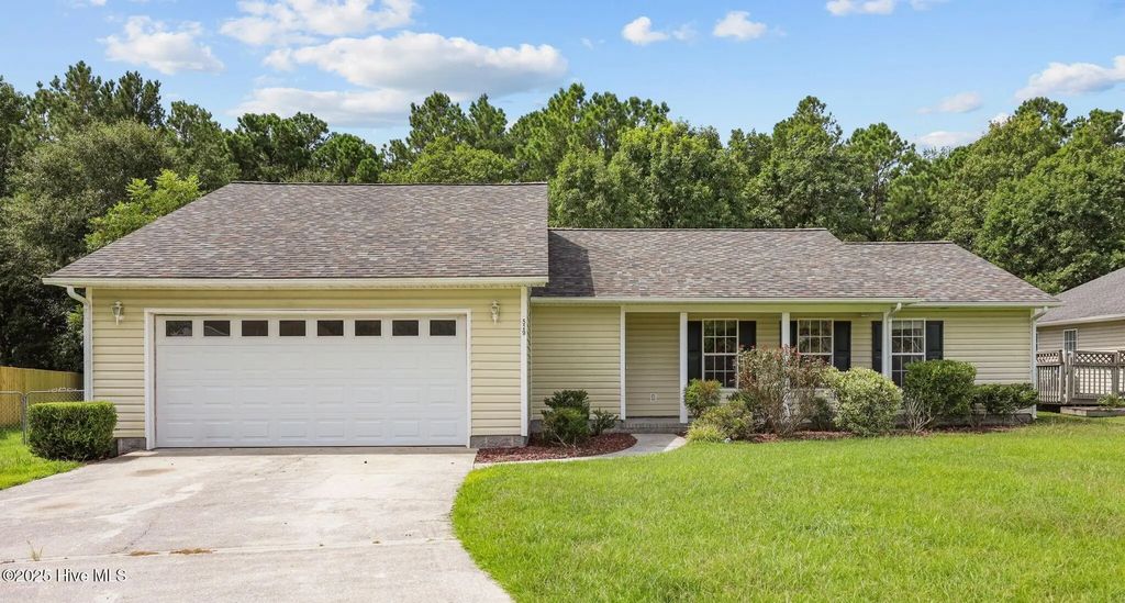 529 Blackberry Court, Hubert