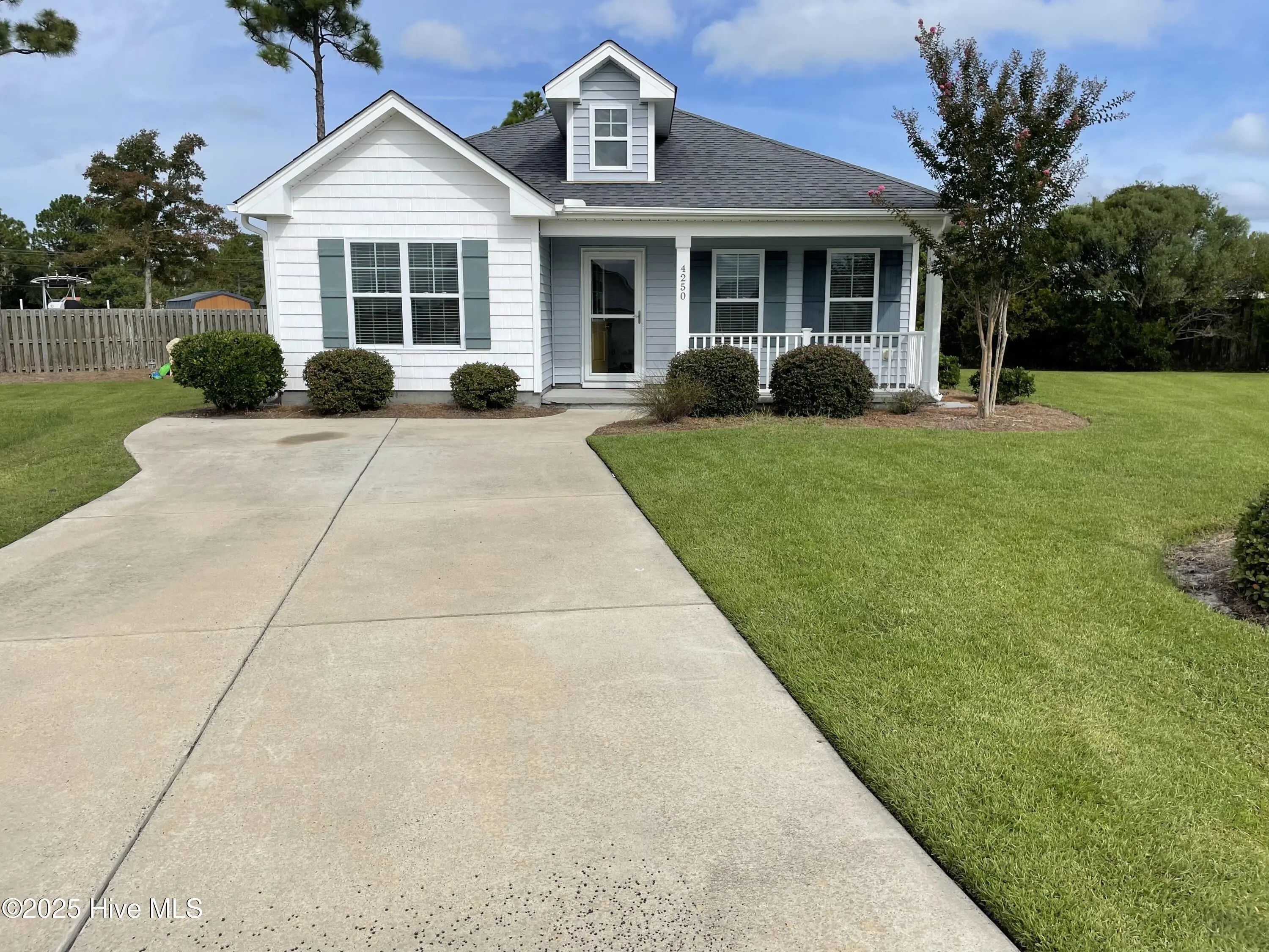 4250 Cherry Laurel Drive Se, Southport
