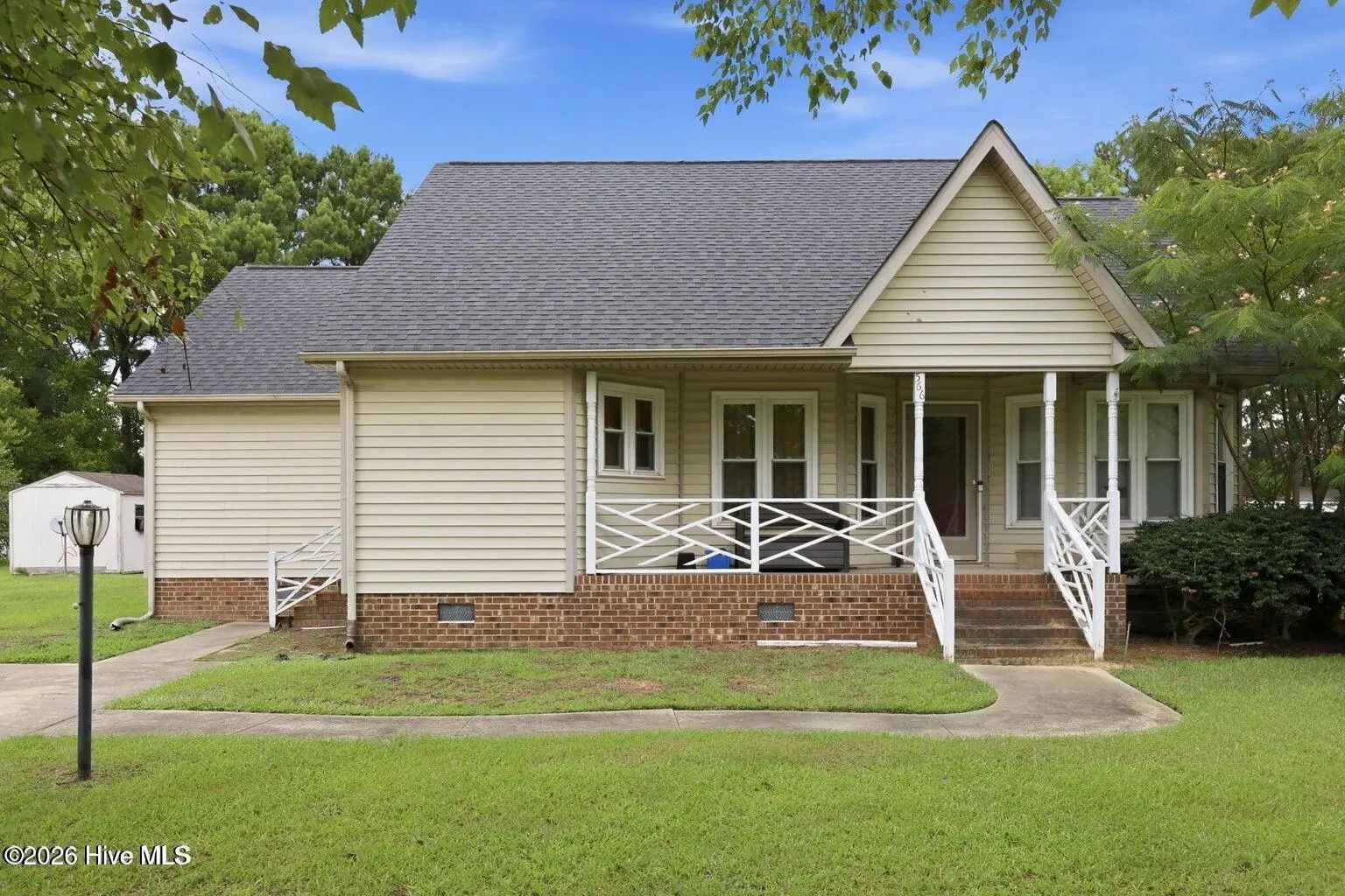 566 Ridge Drive, Winterville