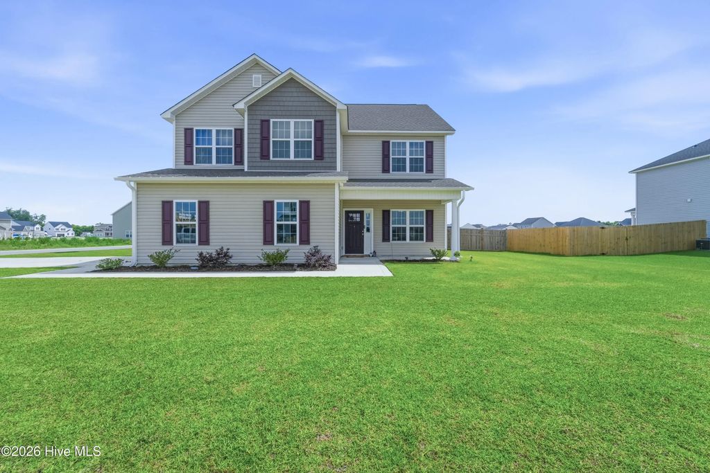 700 Puppy Drum Lane, Maysville