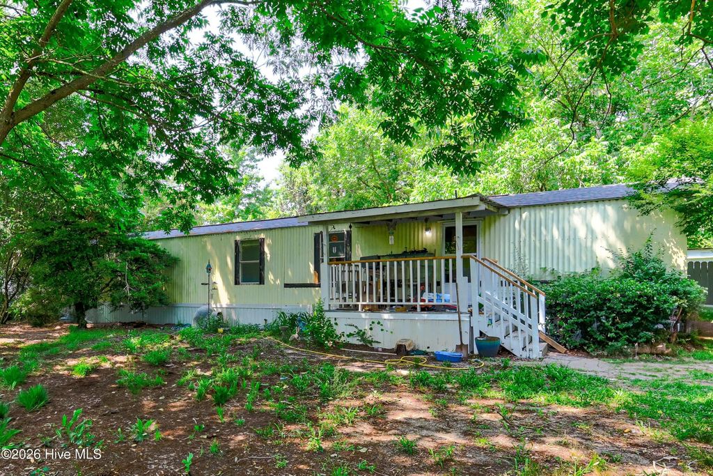 315 Messer Loop Road, Burgaw
