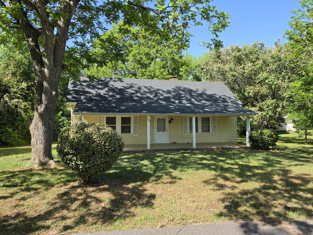 109 Springdale Drive, Wilkes