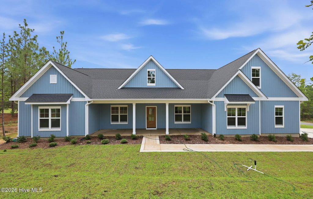 2013 Pewter Drive, West End