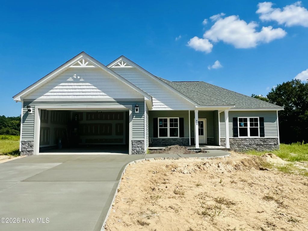419 Creeks Edge Drive, Pikeville