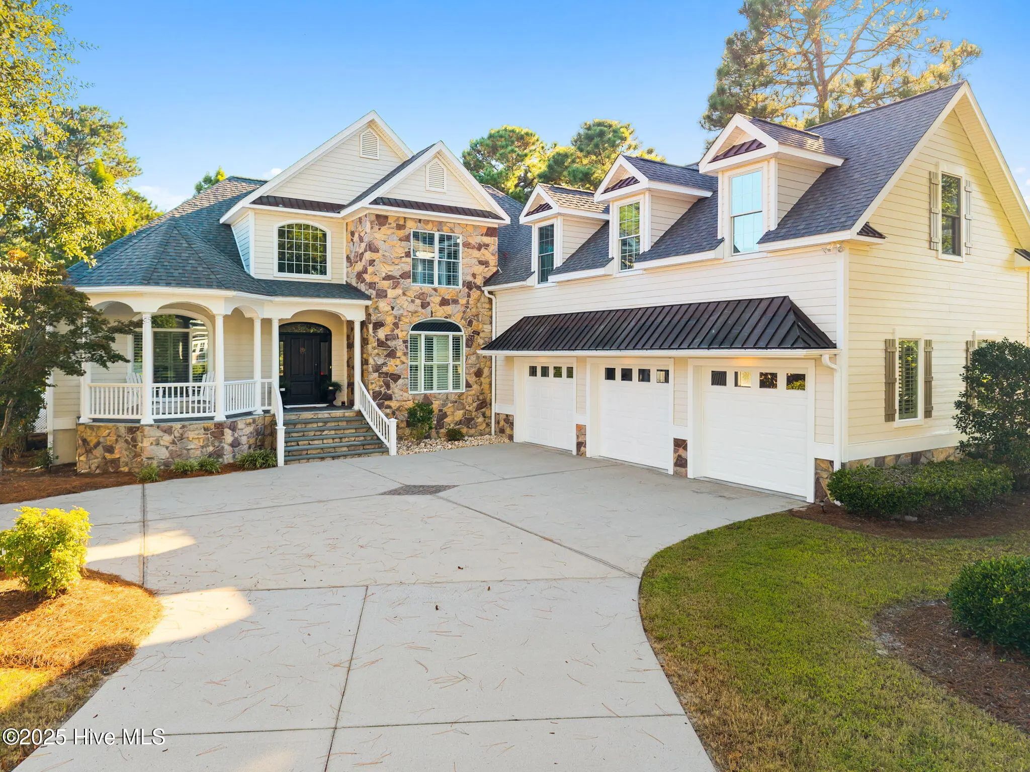 3705 Fairfield Way, Southport