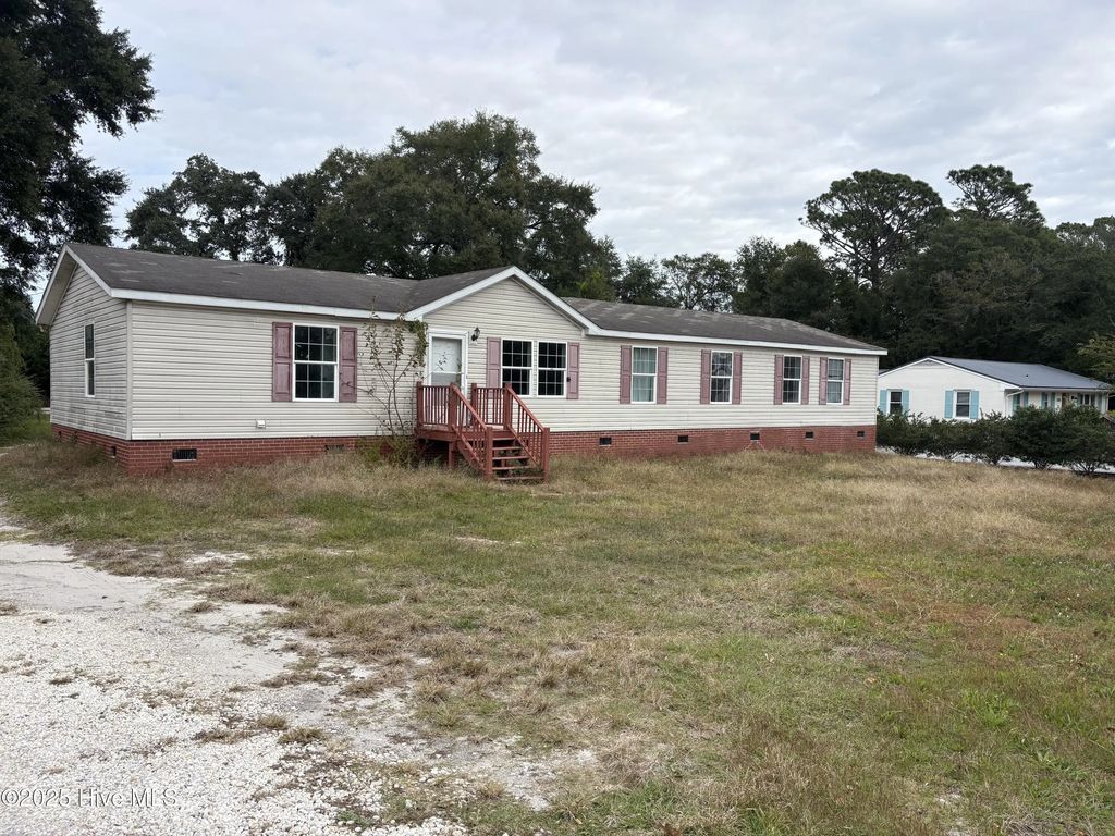 5013 Oleander Drive, Wilmington