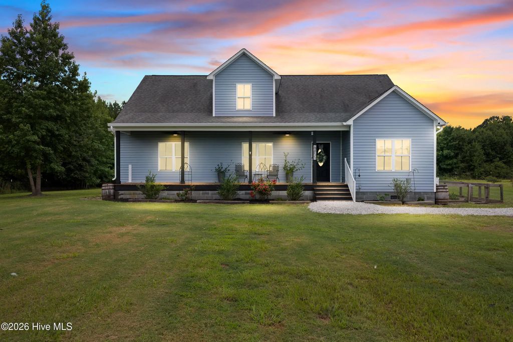 6655 Old Place Road Se, Winnabow