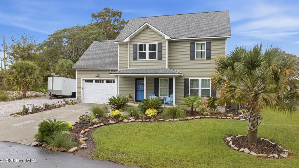 3414 Taylor Street, Morehead City