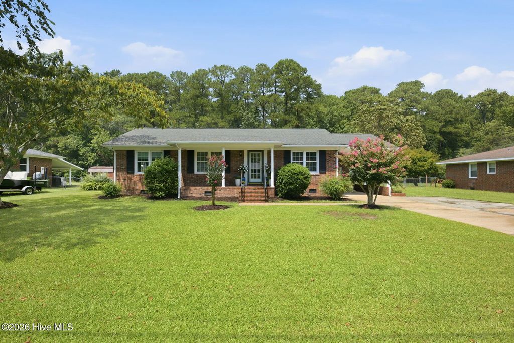 216 Carolina Pines Boulevard, New Bern