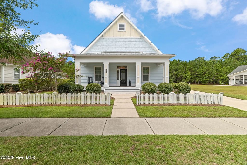 2021 Simmerman Way, Leland