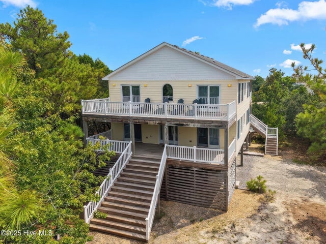514 Robin Lane, Corolla