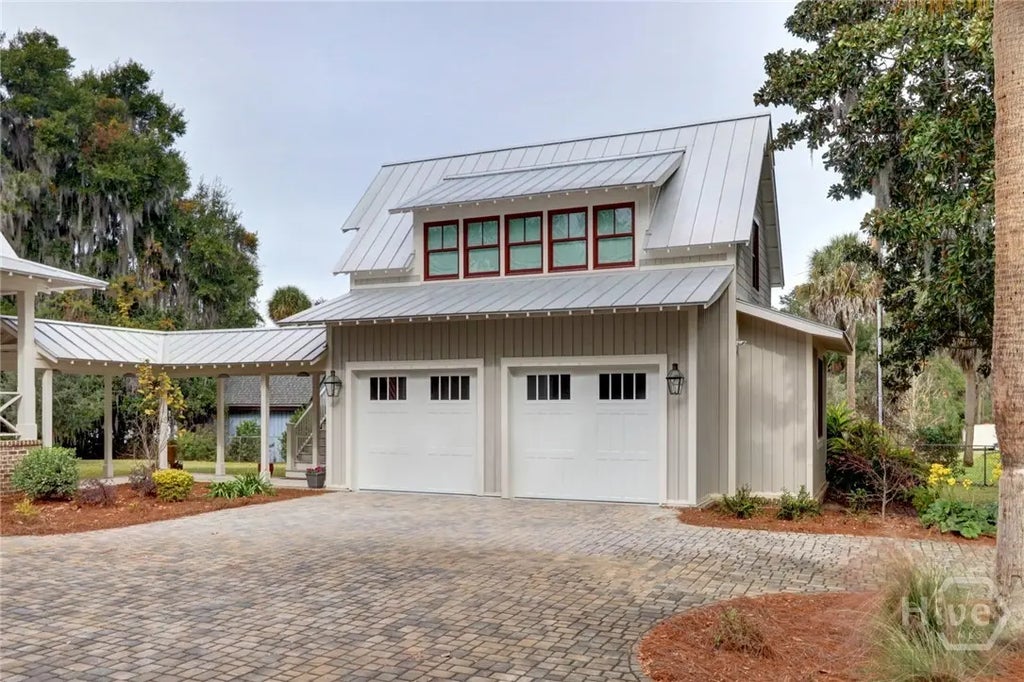 1320 Wilmington Island Road, Savannah