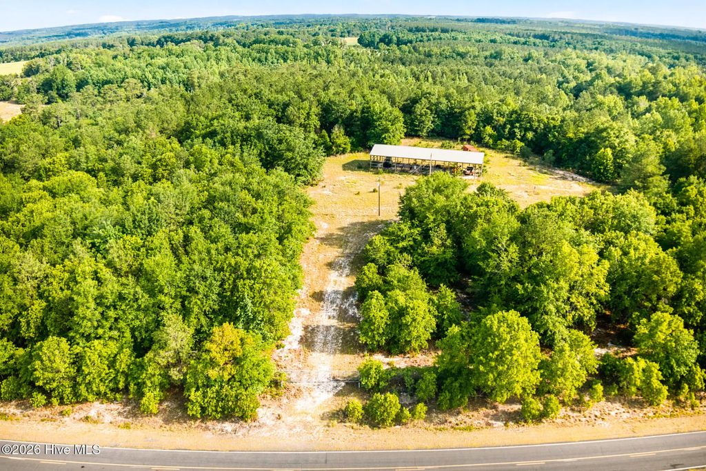 3232 Adams Road, Morven