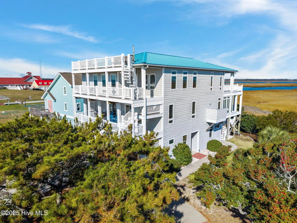 220 Caswell Beach Road, Caswell Beach
