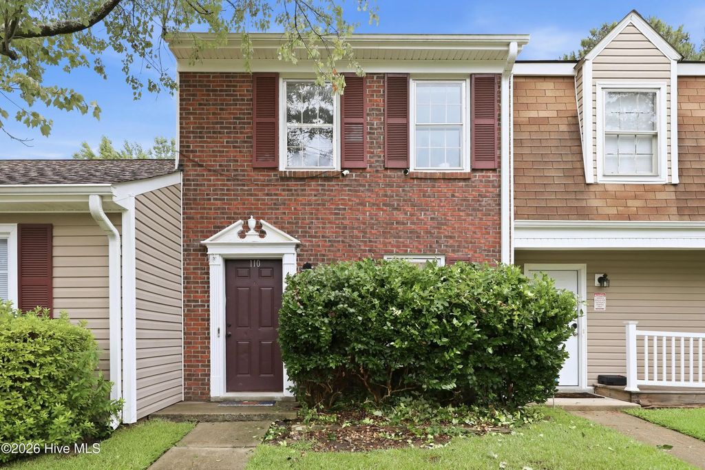 110 Palace Circle, Jacksonville