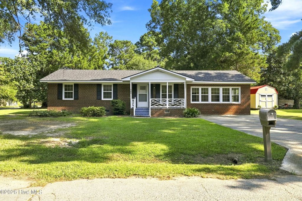 404 W Green Street, Robersonville